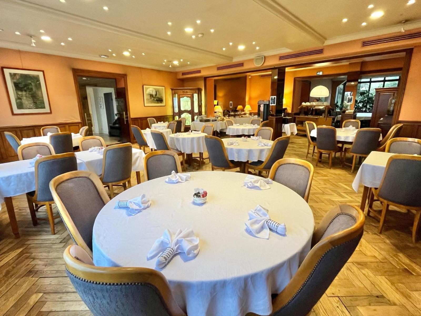 Logis Hotel Le Rivage Gien Exterior foto