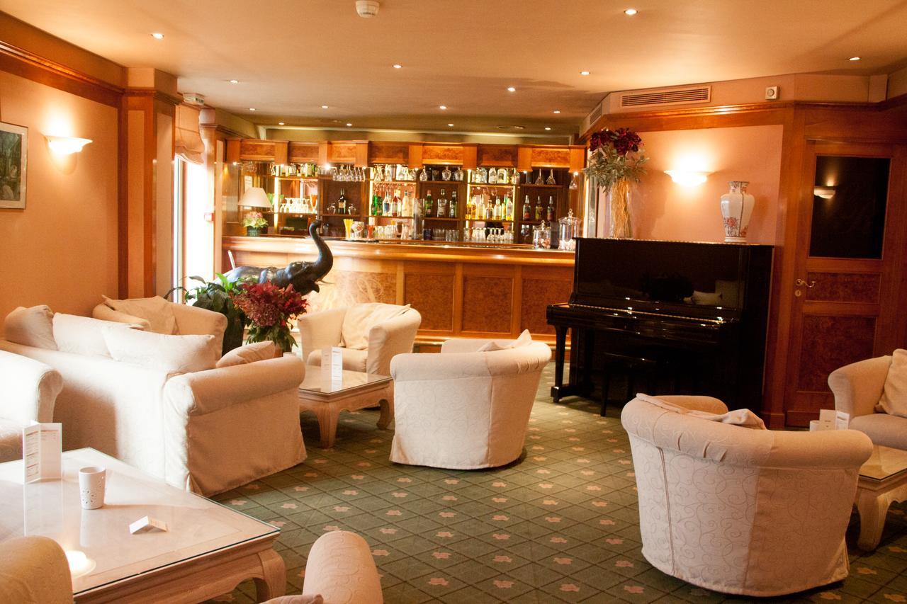 Logis Hotel Le Rivage Gien Exterior foto