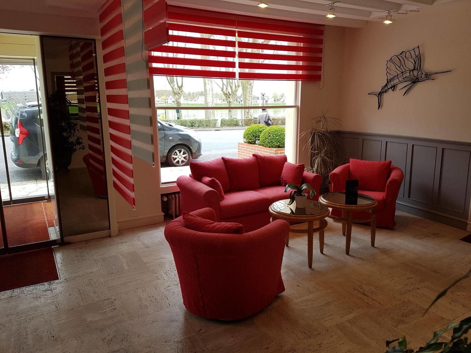 Logis Hotel Le Rivage Gien Exterior foto